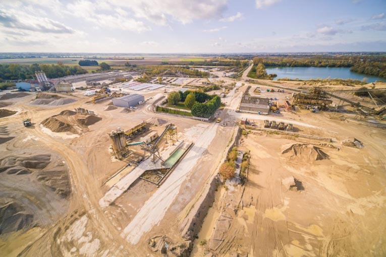 Dans la Marne, le site d’Orconte de la société Maroni extrait et traite le sable et le granulat. Des ingrédients essentiels pour produire du béton. [©Heidelberg Materials France]