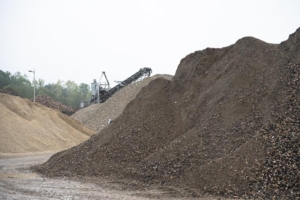 Avec ce nouveau décret, la collecte des déchets de matériaux de construction sera désormais plus adaptée. [©FDMC]